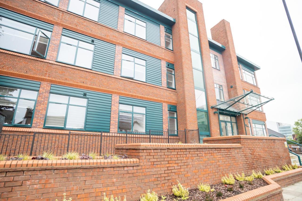 Deluxe Chic 1 2 Bed Apts Near Heathrow Legoland Windsor Slough Βίλα Εξωτερικό φωτογραφία